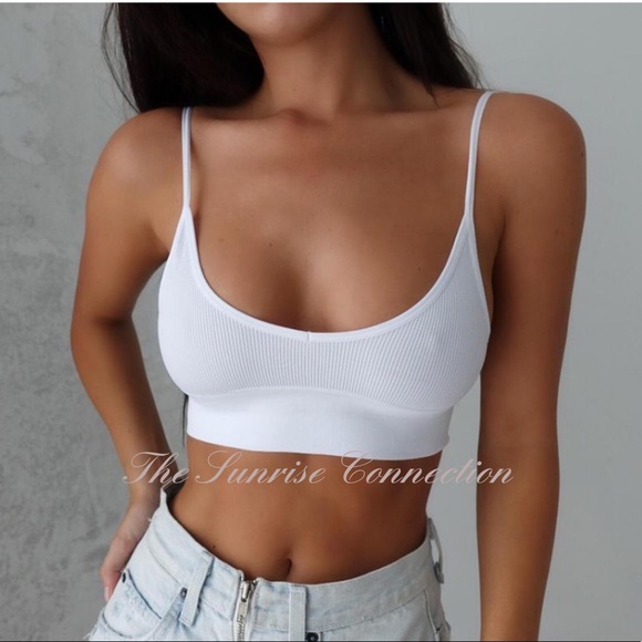 Meet Jane Bralette - Picture 3 of 11